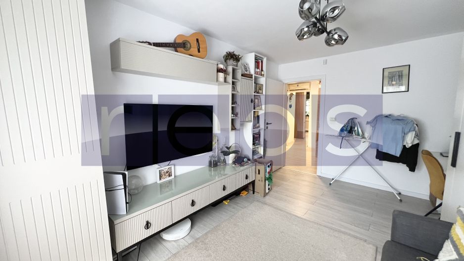 VANZARE | 3 CAMERE | PIATA VICTORIEI | RENOVAT - Poză 1