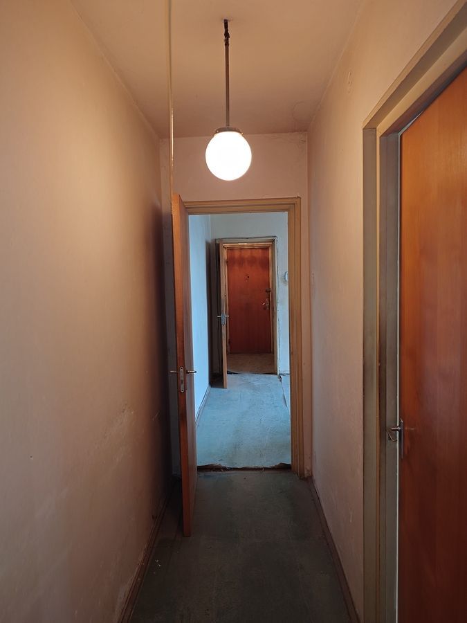 Apartament 4 camere necesita renovar, Chilia Veche, Drumul Taberei - Poză 3