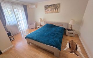 Vilă excepțională cu lift, piscina și teren de 1000 mp | VOLUNTARI - Poză 13