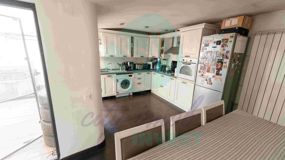 "Acasa" in Vatra Luminoasa - Poză 6