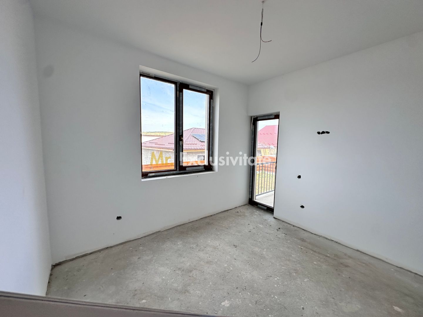 Casa individuala-4 dormitoare,225 mp utili,garaj-Chinteni - Poză 15