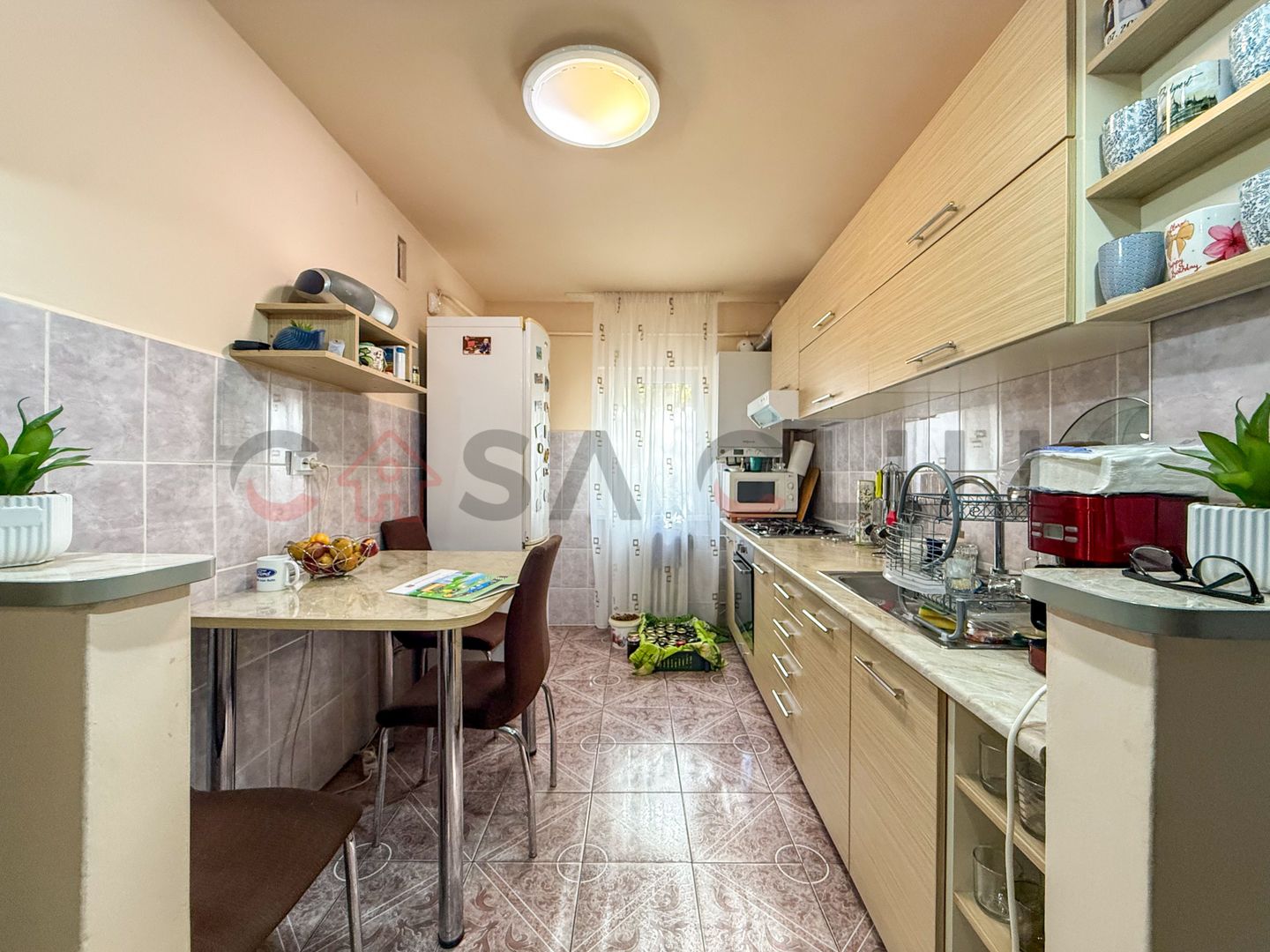 Apartament cu 2 camere, zona FSEGA - Poză 1