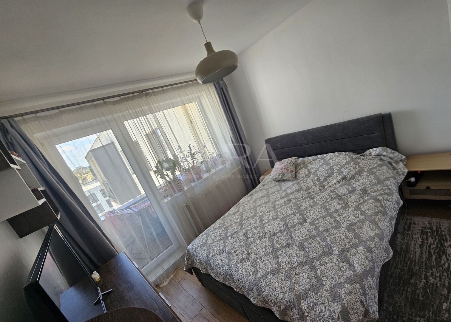 Apartament cu 3 camere, balcon și 2 lifturi, zona Corneliu Coposu. - Poză 6
