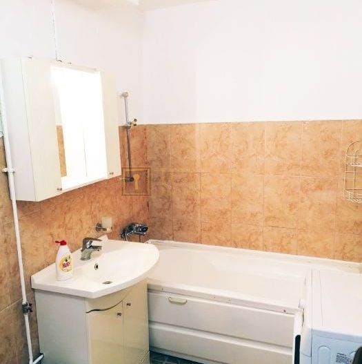 2 camere| Zona Aradului| centrala proprie| familie, cuplu sau o persoana| - Poză 4