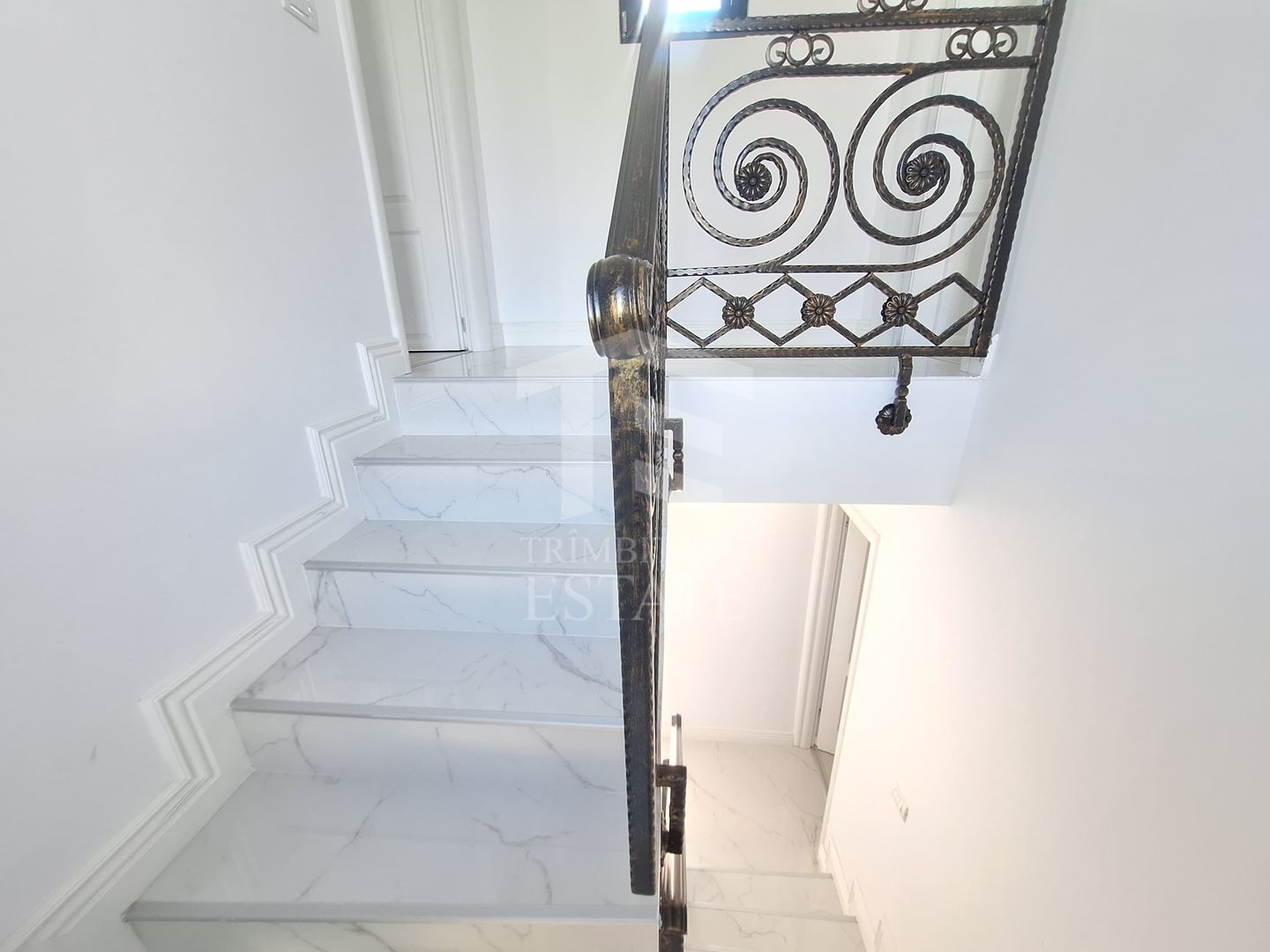 Casa cu gradina proprie - Strada Smaraldului Domnesti - Poză 13