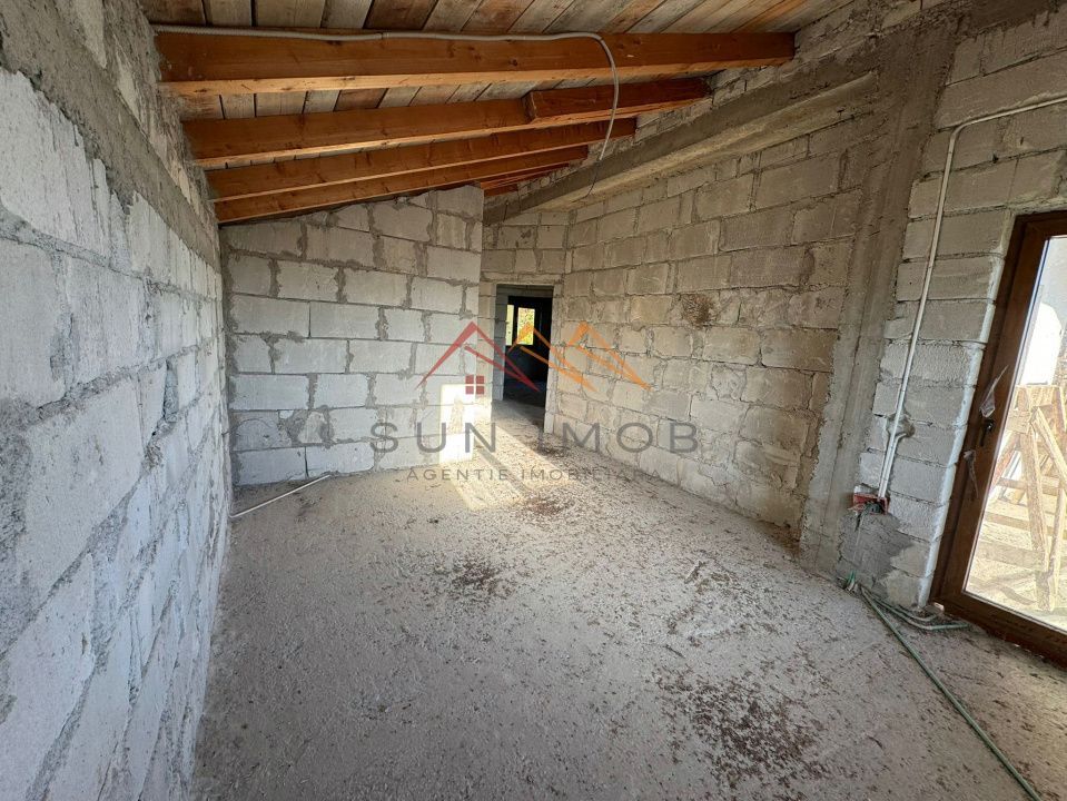 Vila S+P+E, priveliste deosebita, 6 camere, garaj, terasa, Cornu, PH - Poză 16