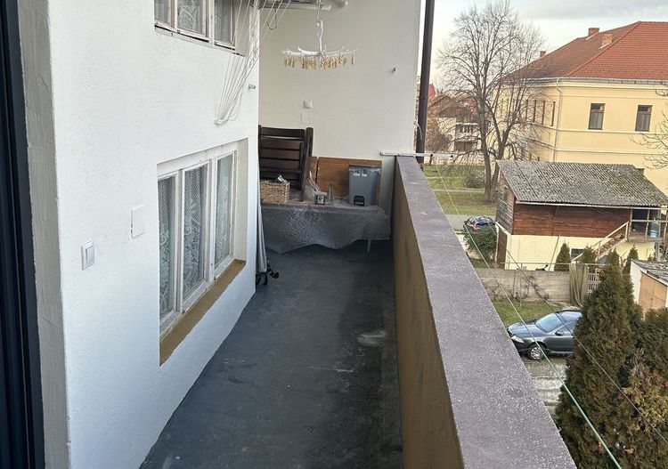 Agenția BRASADAS vinde apartament 3 cam central etaj 2/2. - Poză 6
