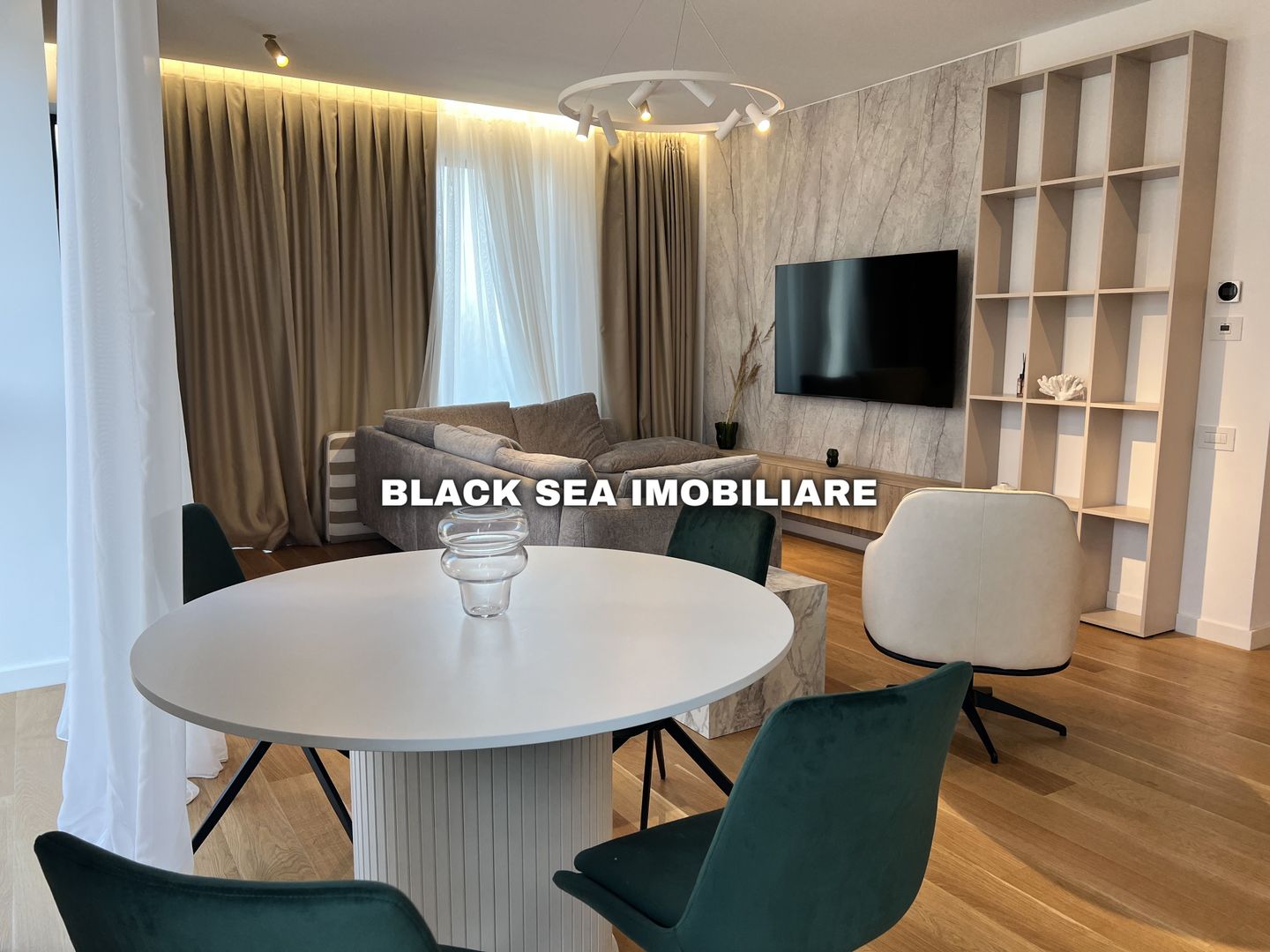 Apartament 3 camere Ultramodern zona Summerland - TERMEN LUNG - Poză 3