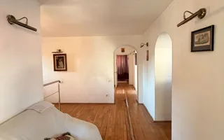 Vilă de vânzare în Sector 4 - 323 mp utili - 10 camere - Giurgiului - Poză 11
