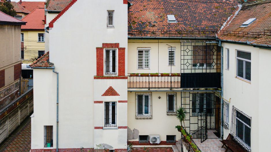 Strada Paris | Vila Reabilitata, 828 mpc | Teren 549 mp - Poză 1