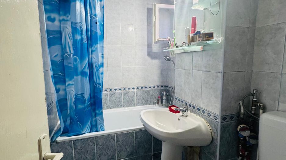 Garsoniera et 4/8 Iosia zona Ștrand - Poză 2