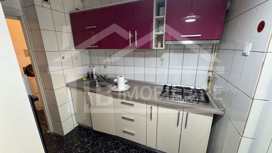 Apartament cu 3 camere,  decomandat, 54 mp, zona E-ON - Poză 9