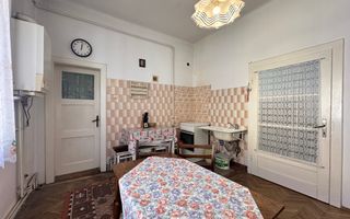 Apartament in casa spațios la doar 5-7 minute de Centrul Istoric - Poză 12