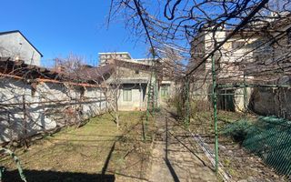 Casă cu teren generos lângă Bulevardul Banu Manta - Poză 1