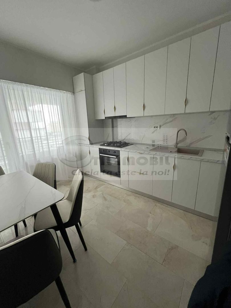 Apartament modern cu 1 camera si balcon - Royal Town, Copou - 450€ - Poză 6