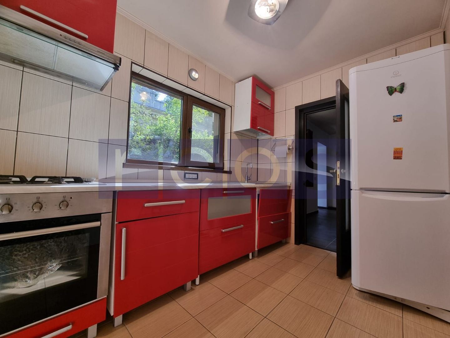 VANZARE CASA 5 CAMERE+ TEREN 300m | ZONA TIMPURI NOI - Poză 19