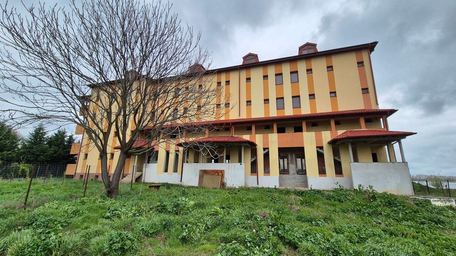 Cladire S+P+3+M - 1762,18 mp + teren 1608 mp - Lacul Morii - Poză 5