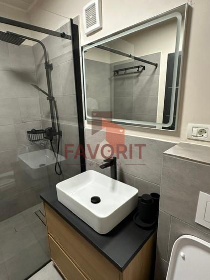 1 camera | Renovat lux | Centrala proprie | Lift | Zona excelenta | - Poză 15