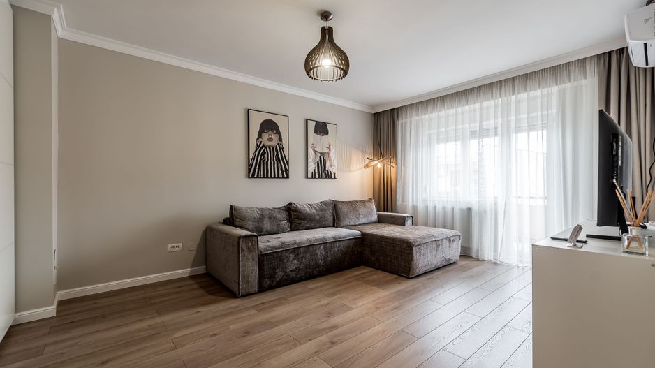 Apartament ultrafinisat la cheie cu 2 camere decomandat Piata Mica - Poză 3