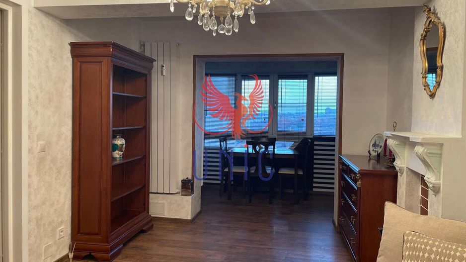 Proprietate deosebita, in inima orasului - Poză 2