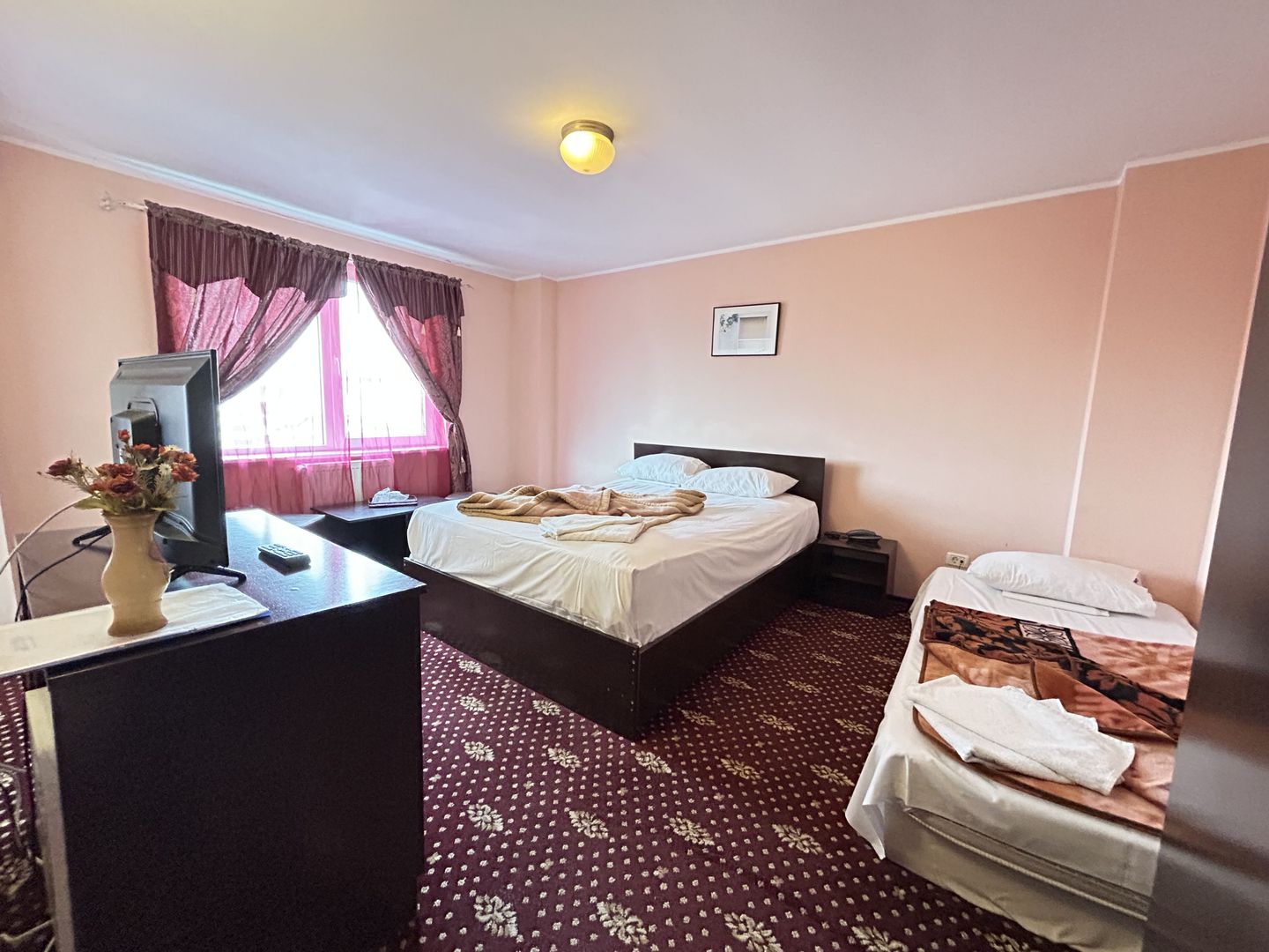 Hotel Austin D+P+3E de inchiriat - ideal birouri/clinica/scoala soferi - Poză 22