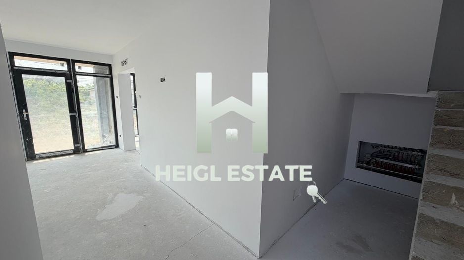 Duplex de vanzare cu 4 camere in Mosnita Noua - Poză 4
