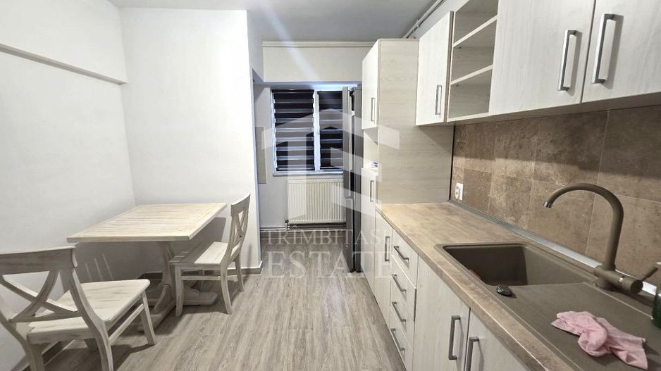 CASA DE CULTURA-Apartament 3 camere de inchiriat. - Poză 1