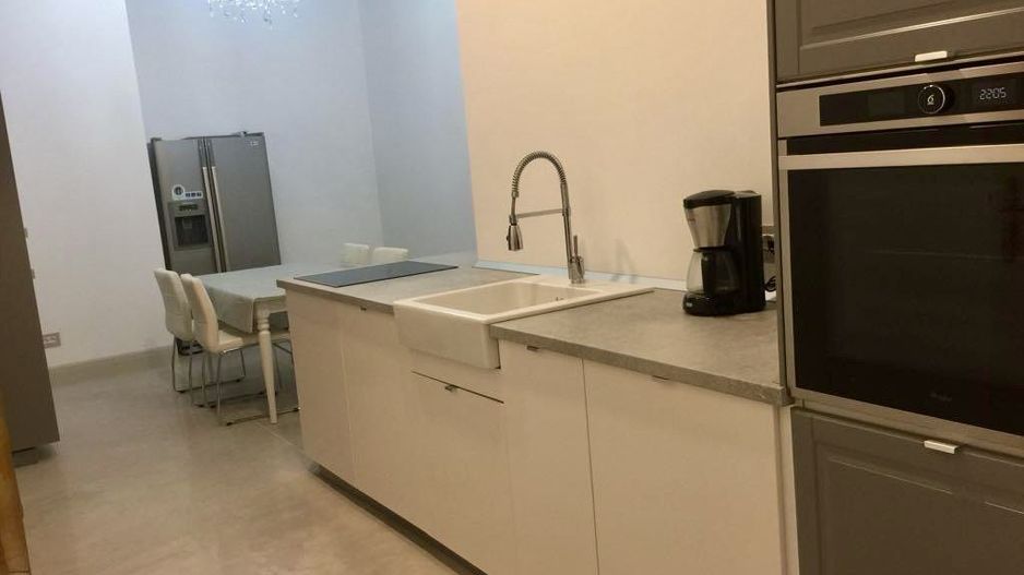 Apartament de 190 mp cu 3 camere de LUX pe Metianu Comision 0 - Poză 7