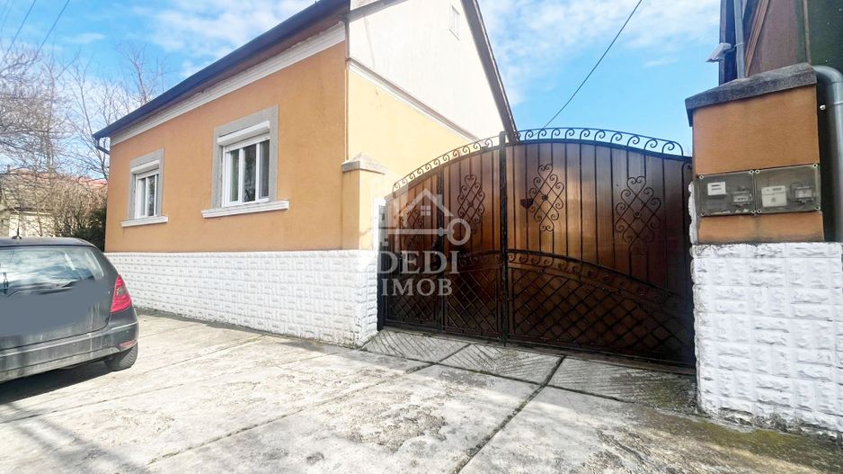 Casă cu 2 locuințe, teren intravilan 7062 mp Cetariu, Bihor - Poză 2