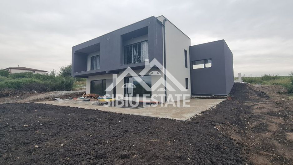 Casă individuală  deosebită, finisată Șelimbăr, Cartierul Tineretului - Poză 8