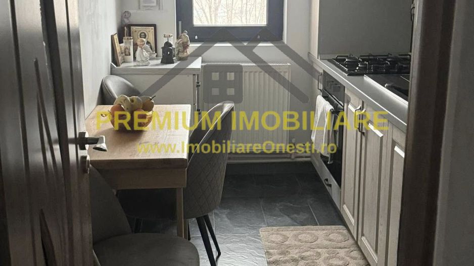 Apartament 2 Camere - Targu Ocna - Renovat - Mobilat - Poză 9