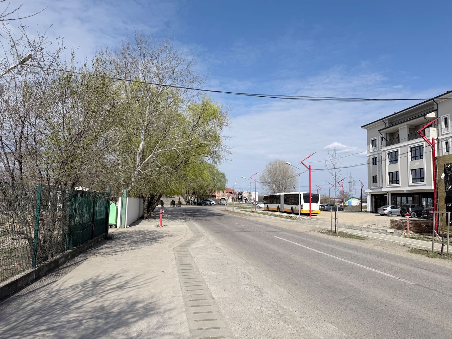 TEREN LOCUINTE COLECTIVE - Poză 3