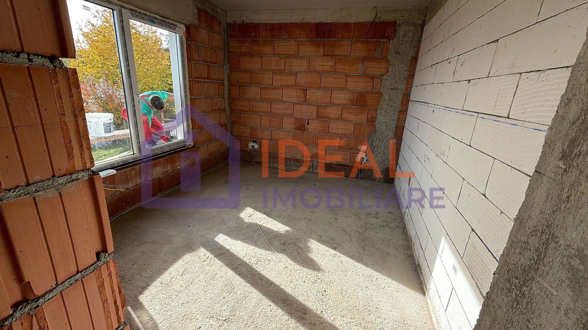 Casă modernă cu 4 camere și 300 mp de curte, in Sura Mica - Poză 4