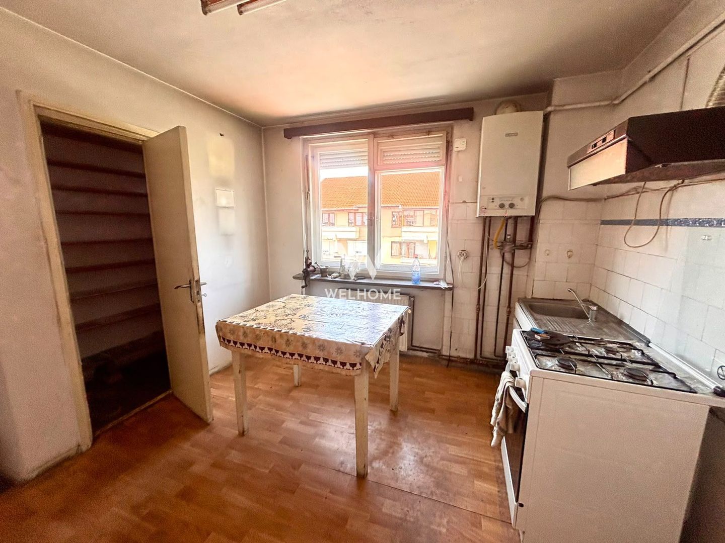 Apartament 3 camere central Ștrand cu garaj si boxa - Poză 15