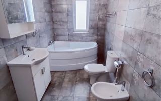 Vilă cu terasă de vis, mansardă cochetă și confort deplin I Sacalaz - Poză 7