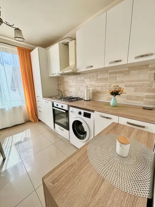 Giroc | 1 Camera | Mobilat si Utilat | Etaj 1 |  Loc de parcare - Poză 2