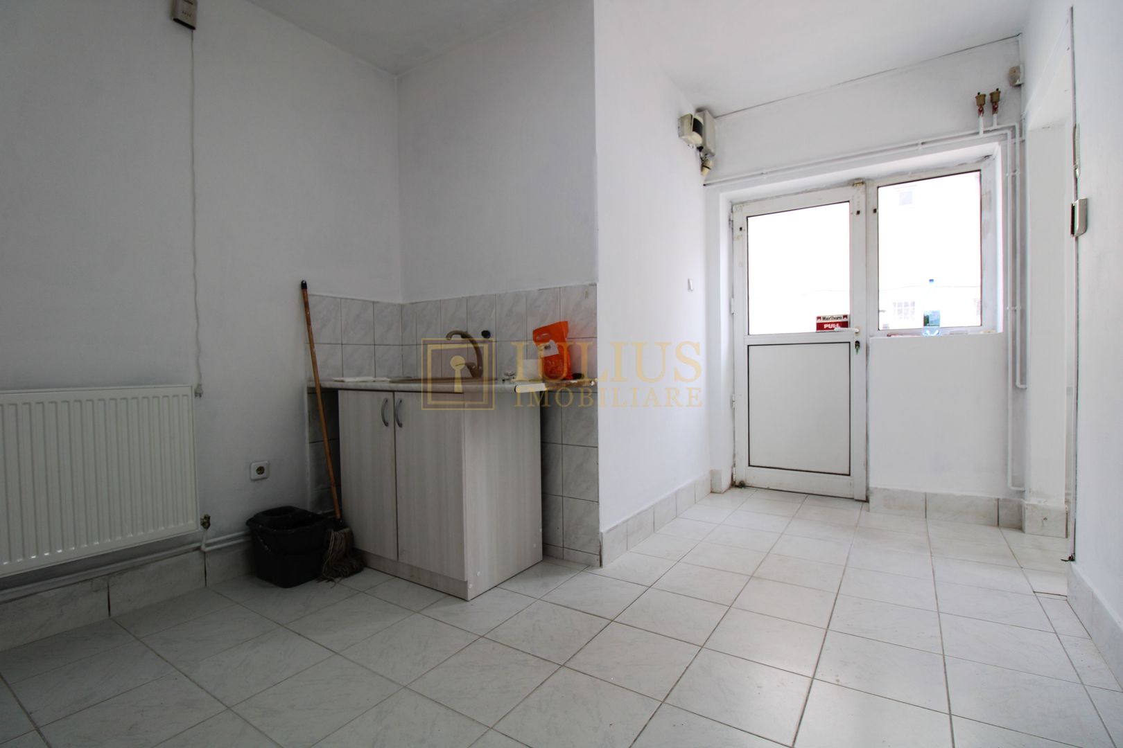 SAD,Birou/spatiu comercial, garaj, curte, centrala proprie, Zona Simion Barnutiu - Poză 8