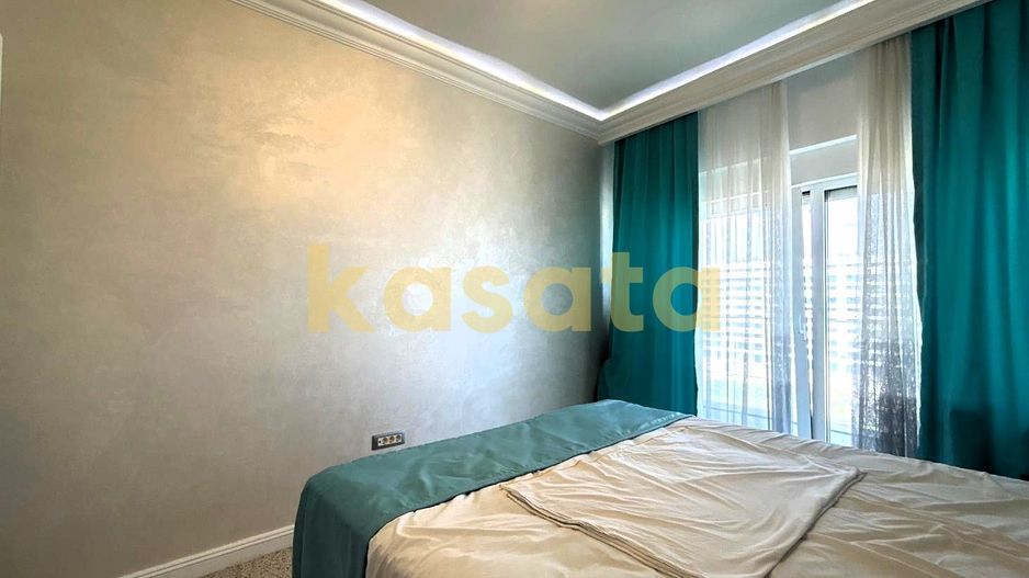 3 camere I White Tower I vedere panoramica I terasa 27 mp I et 7 - Poză 11