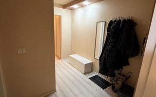 Etaj 2 , 3 camere decomandat Soarelui - Poză 5