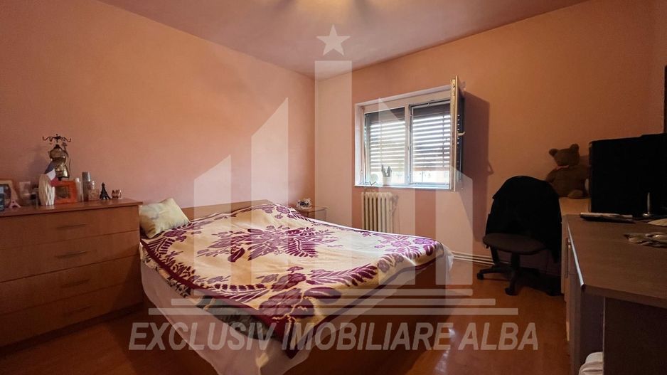 Apartament 3 camere de vanzare, decomandat, zona Cetate-Kaufland - Poză 5