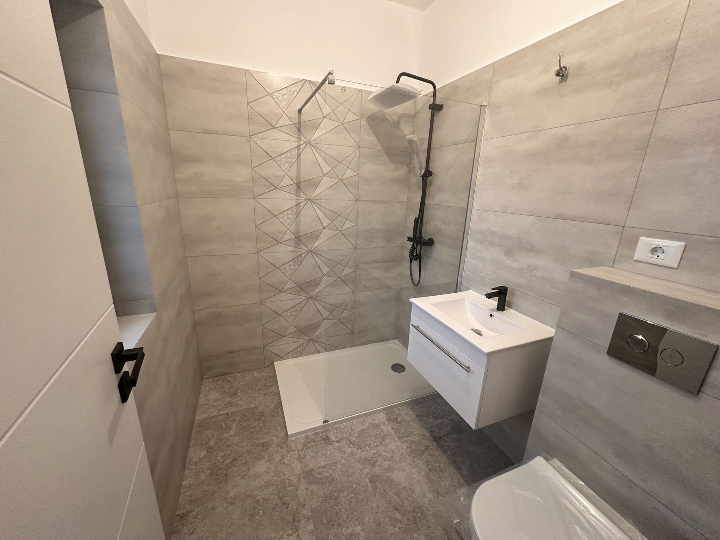 CASA INDIVIDUALA BRAGADIRU, 4 CAMERE, INCALZIRE PARDOSEALA, COMIS 0% - Poză 10