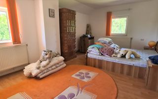 Vila pretabila pensiune + restaurant,  10 camere,  1000MP teren - Poză 16