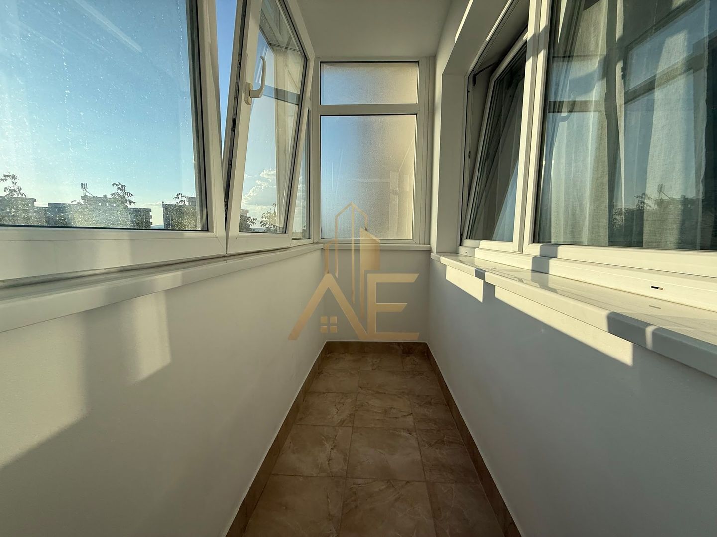 Apartament 2 camere decomandat de închiriat – Str. Narciselor nr. 7 - Poză 13