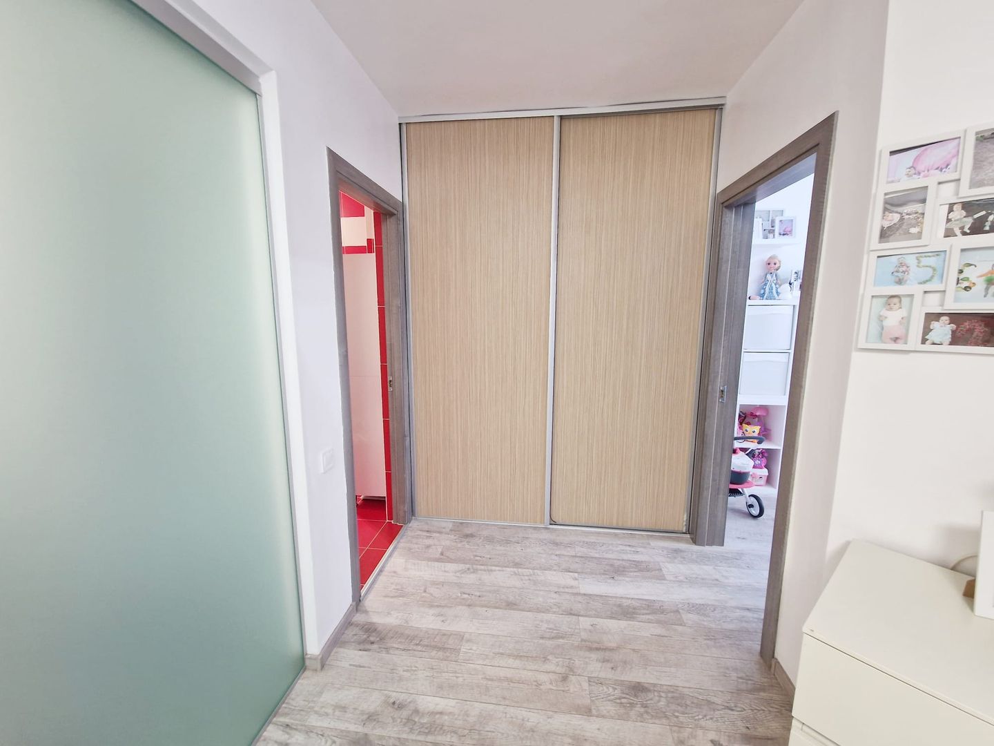 Apartament 3 camere, parcare, str Florilor Floresti Atelierul de Pizza - Poză 15