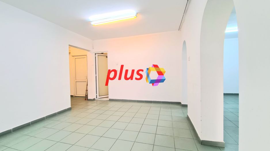 Spatiu comercial de închiriat Brașov -55 mp # plus-imo.ro - Poză 1
