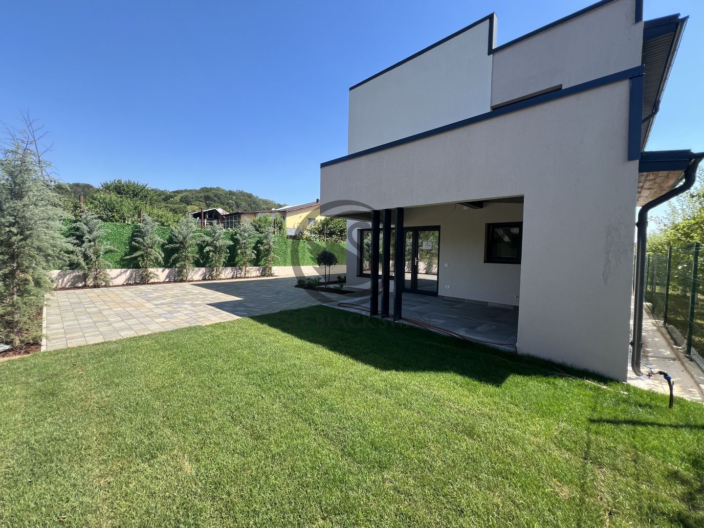 Casa cu 4 camere de vanzare | Premium | Nou | Moreni - Bld. Republicii - Poză 5