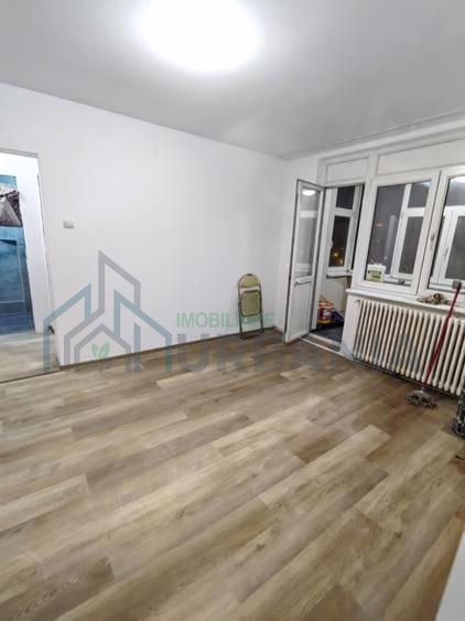 Apartament cu 3 camere, 60mp, Balcon, Centrala proprie. - Poză 4