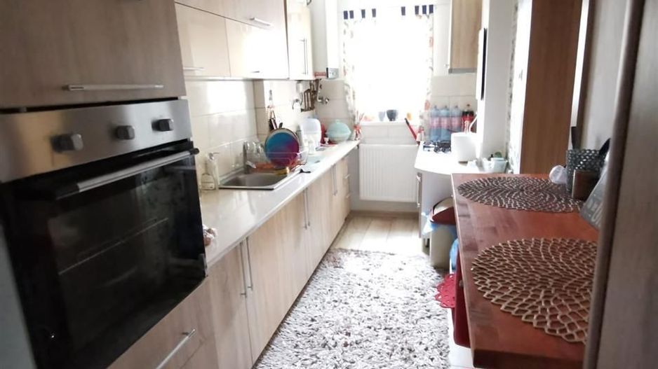 Apartament 3 camere, Cetate, et.3, pivnita, bloc caramida - Poză 7