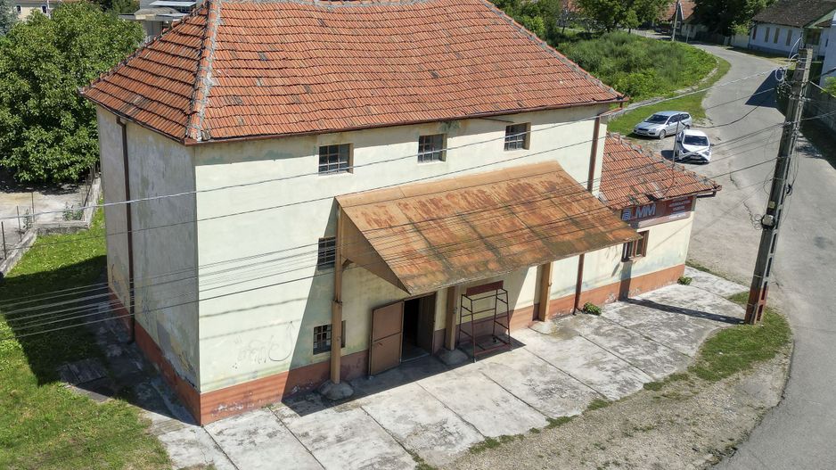 Oportunitate de investiție în orașul Sebiș - Poză 1