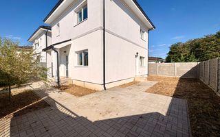 Duplex cu 4 camere, despărțit prin camera tehnica | Mosnita Noua - Poză 1